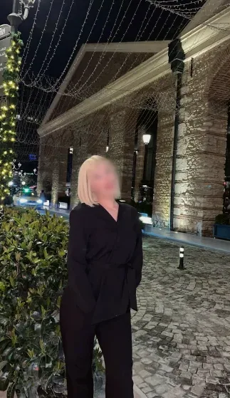 Esra, 21