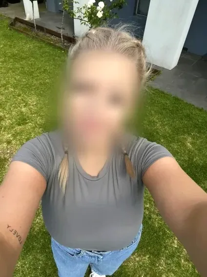 Hanna, 30