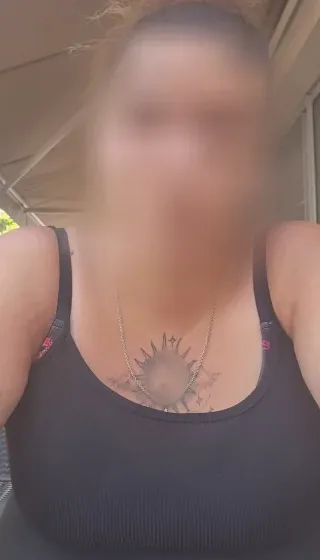 Katharina, 37