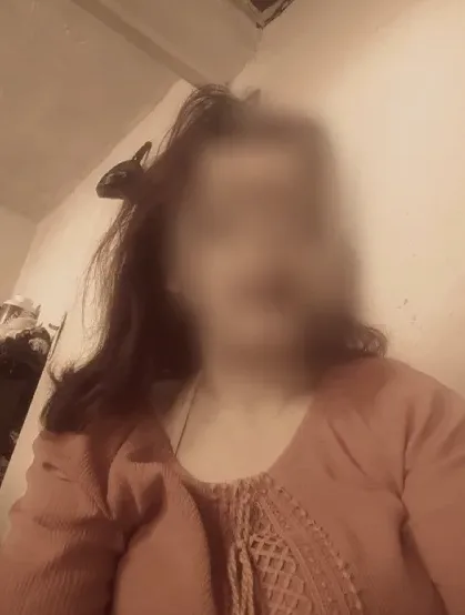 Larissa, 39