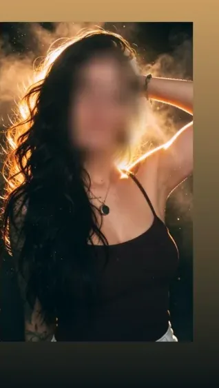 Lena, 37