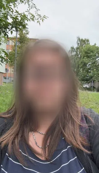 Maja, 27