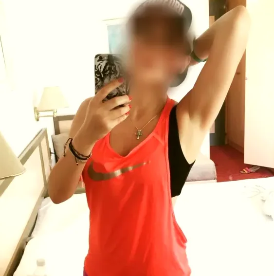 Marie, 28