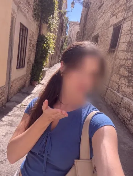 Mira, 26