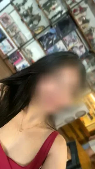Mira, 28