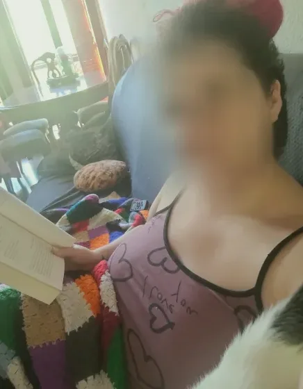 Nadine, 26