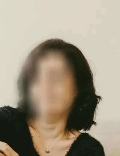 Pauline, 38
